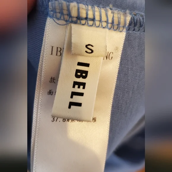 Cropped Sweater - Picture 5 of 6